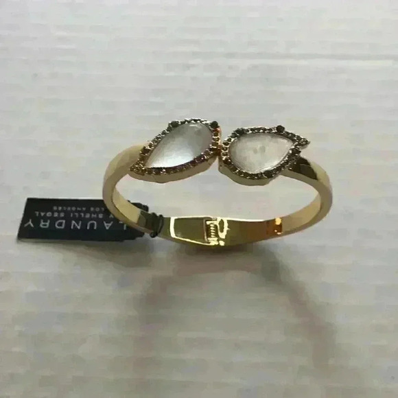 Laundry new Gold Tone Gray Pave Stone Bracelet - Picture 5 of 8